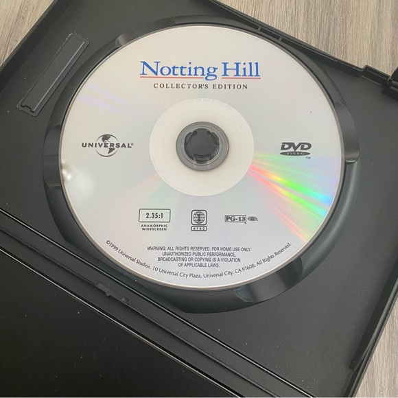 DVD “Notting Hill” Widescreen (Bundle 3/$10.00) - Picture 3 of 4